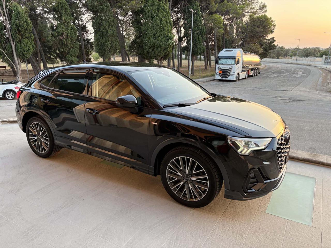 AUDI Q3 SPB SPORTBACK 35 TDI S tronic S line edition - 3
