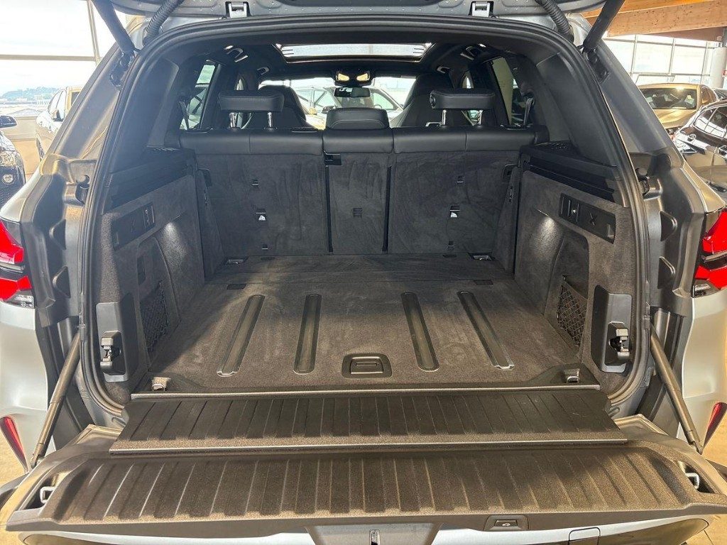 BMW X5 M Competition 48V Comfort Aut. + Tetto apr. - 17