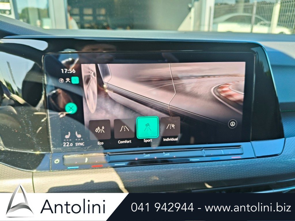 Scopri un'occasione autoVOLKSWAGEN Golf 2.0 TSI DSG GTI "TETTO APRIBILE PANORAMICO"da Antolini Venezia Mestre (VE)
