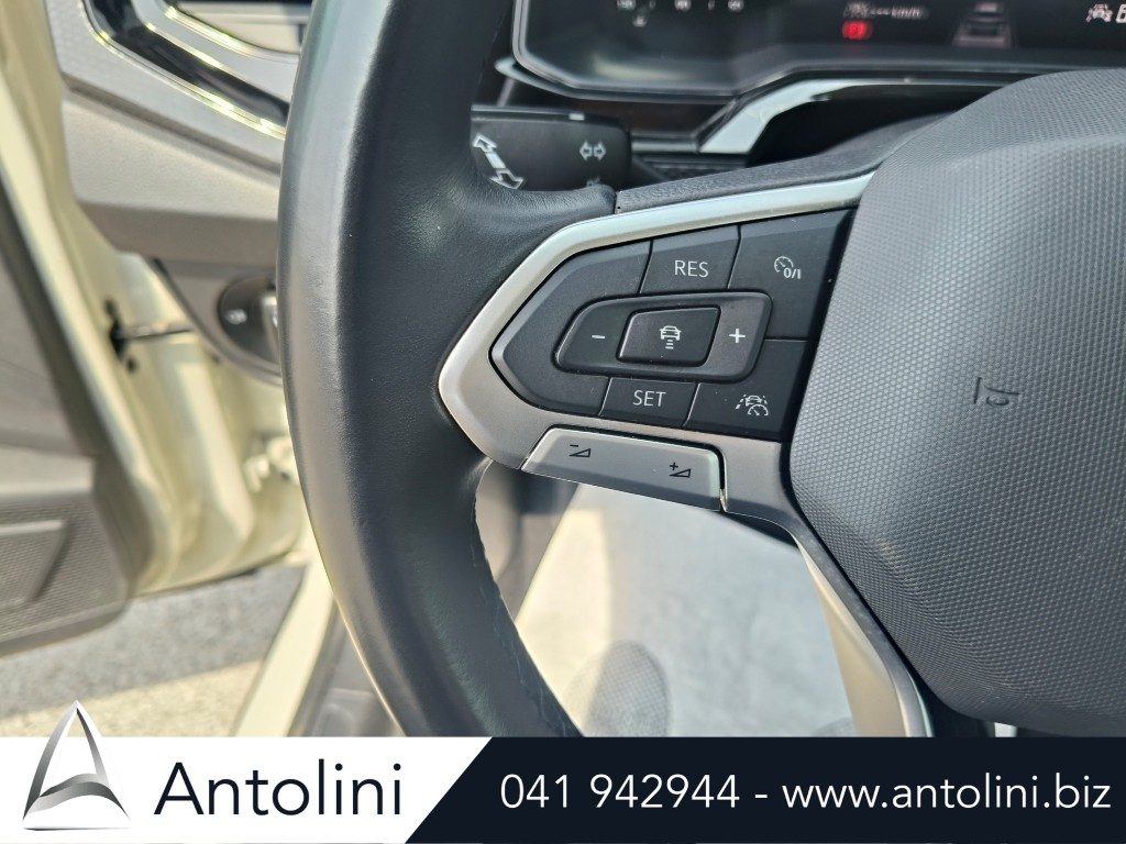 Scopri un'occasione autoVOLKSWAGEN Taigo 1.0 TSI 110 CV Life "APPLE CAR PLAY - ANDROID AUTOda Antolini Venezia Mestre (VE)
