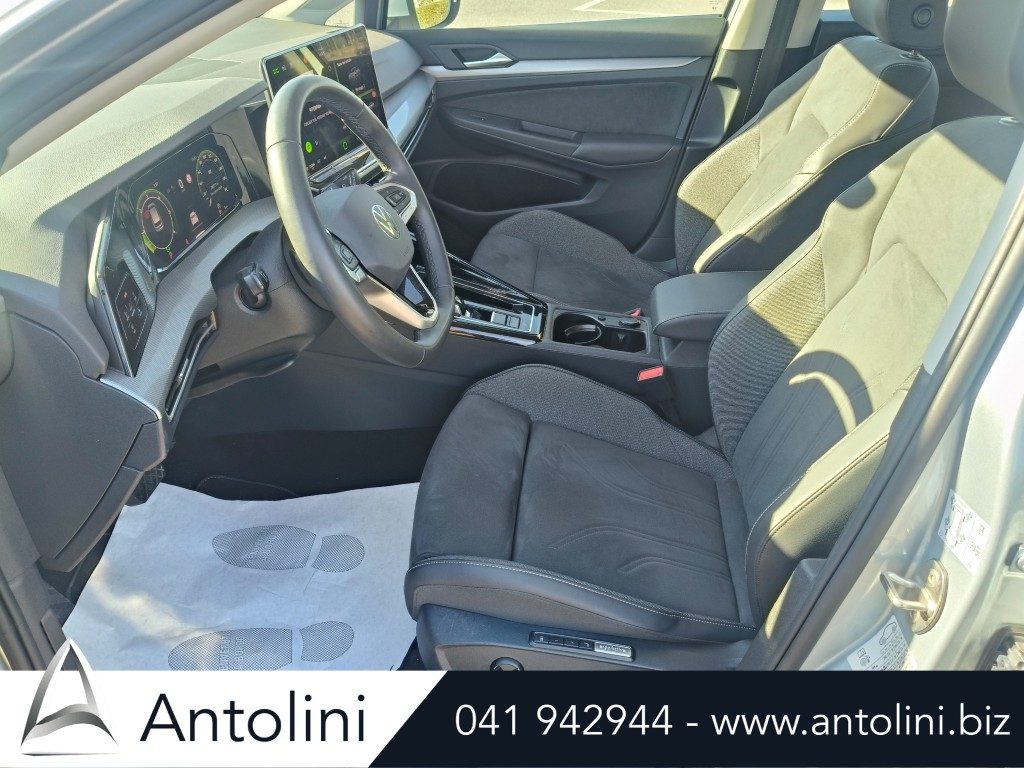 Scopri un'occasione autoVOLKSWAGEN Golf 2.0 TDI 150 CV DSG STYLE "Modello 8.5"da Antolini Venezia Mestre (VE)