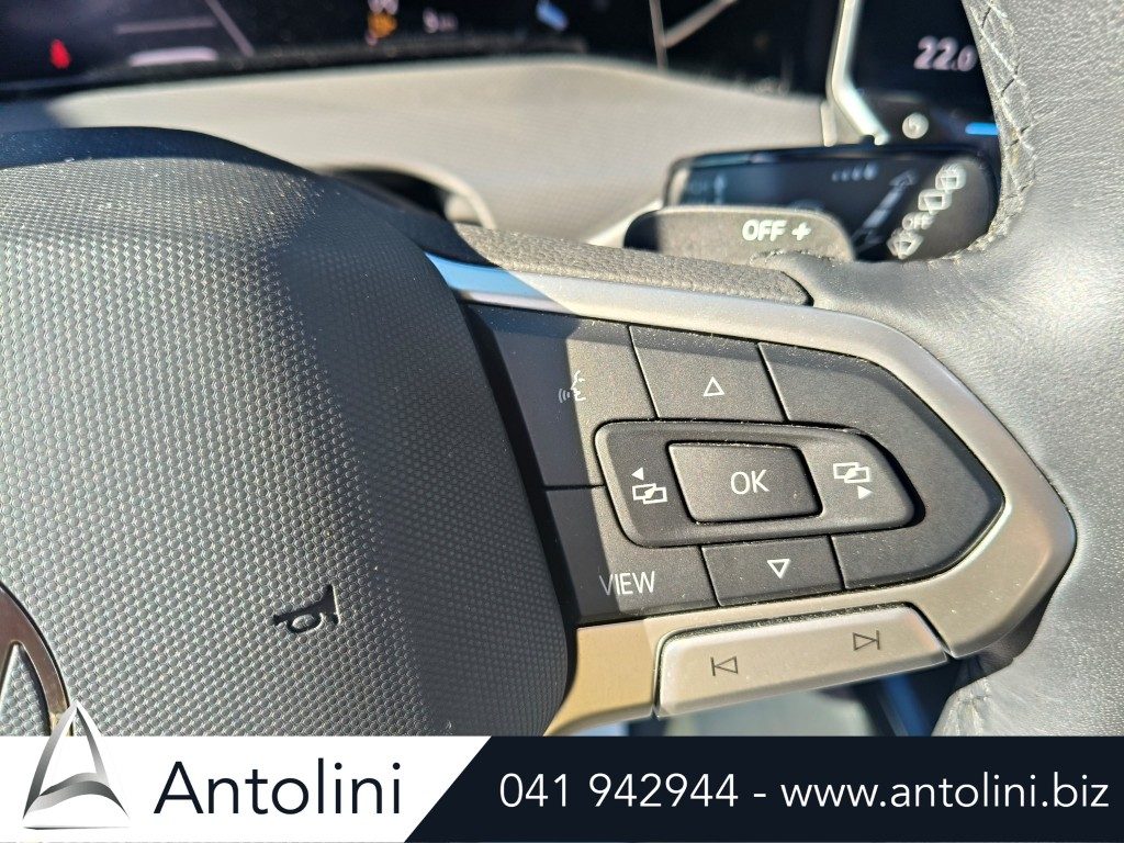 Scopri un'occasione autoVOLKSWAGEN Golf 2.0 TDI 150 CV DSG STYLE "Modello 8.5"da Antolini Venezia Mestre (VE)