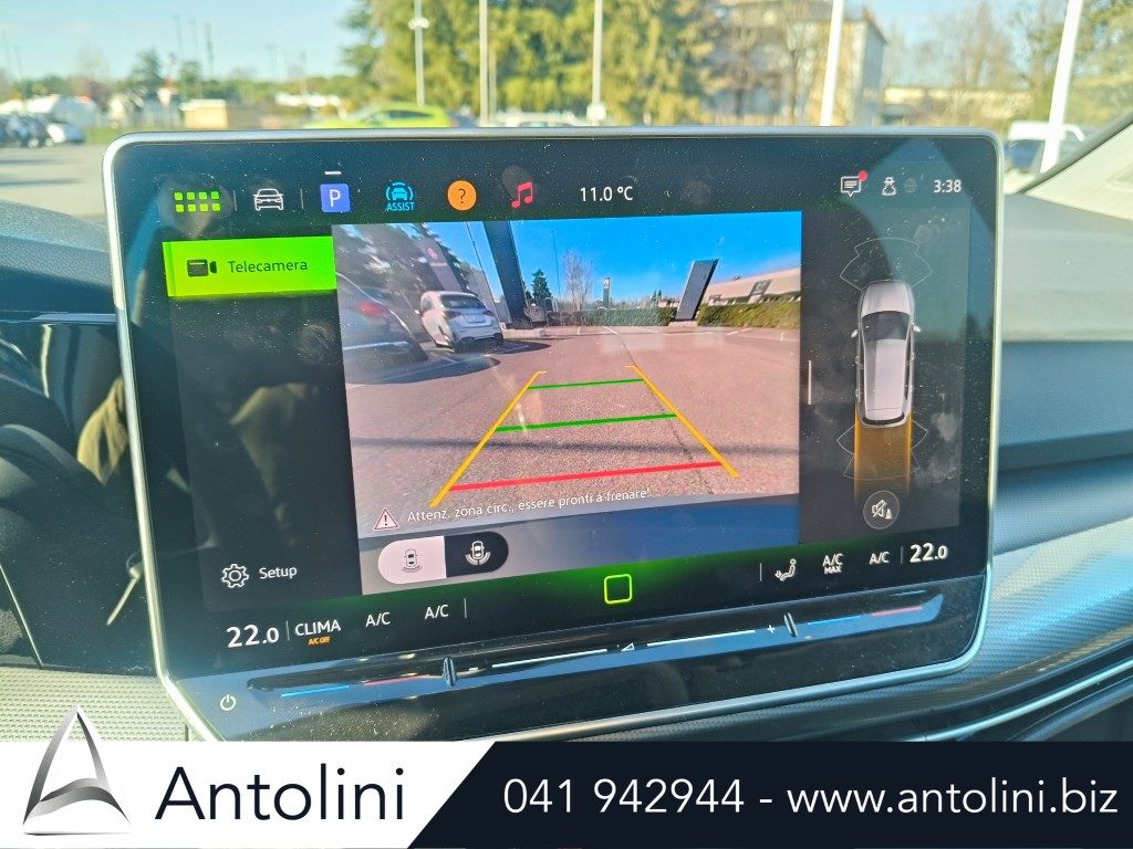 Scopri un'occasione autoVOLKSWAGEN Golf 2.0 TDI 150 CV DSG STYLE "Modello 8.5"da Antolini Venezia Mestre (VE)