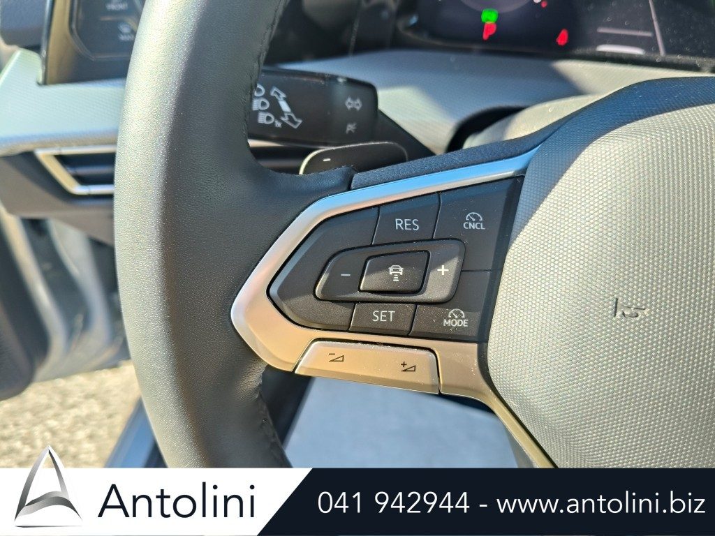 Scopri un'occasione autoVOLKSWAGEN Golf 2.0 TDI 150 CV DSG STYLE "Modello 8.5"da Antolini Venezia Mestre (VE)