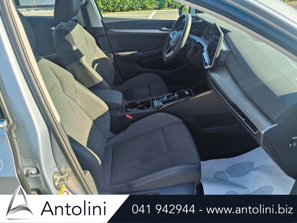 Scopri un'occasione autoVOLKSWAGEN Golf 2.0 TDI 150 CV DSG STYLE "Modello 8.5"da Antolini Venezia Mestre (VE)