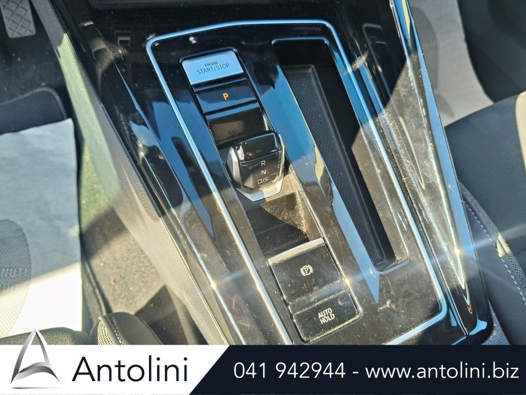 Scopri un'occasione autoVOLKSWAGEN Golf 2.0 TDI 150 CV DSG STYLE "Modello 8.5"da Antolini Venezia Mestre (VE)