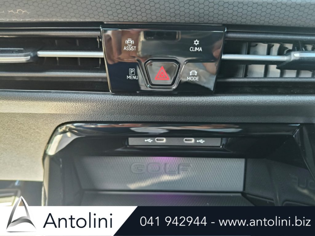 Scopri un'occasione autoVOLKSWAGEN Golf 2.0 TSI DSG GTIda Antolini Venezia Mestre (VE)