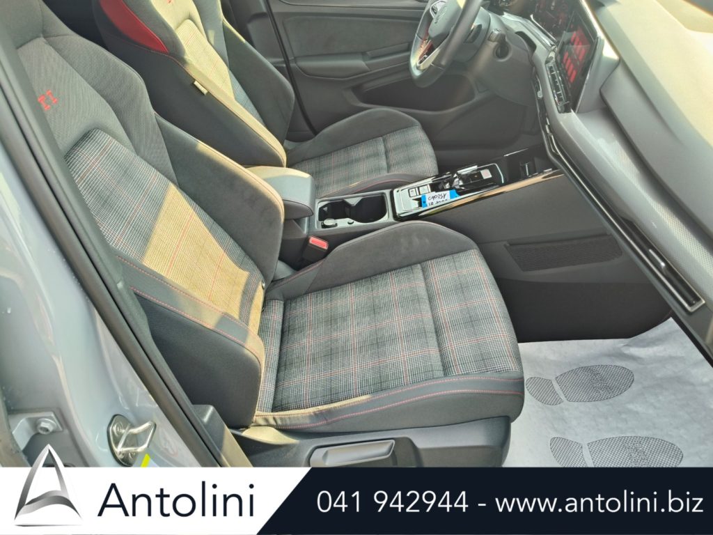 Scopri un'occasione autoVOLKSWAGEN Golf 2.0 TSI DSG GTIda Antolini Venezia Mestre (VE)