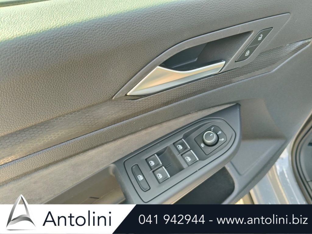 Scopri un'occasione autoVOLKSWAGEN Golf 2.0 TSI DSG GTIda Antolini Venezia Mestre (VE)