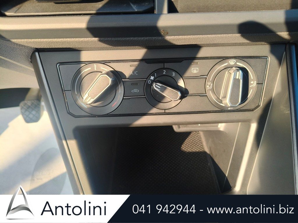 Scopri un'occasione autoVOLKSWAGEN Polo 1.0 EVO "VIRTUAL COCKPIT"da Antolini Venezia Mestre (VE)