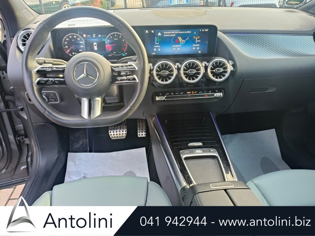 Scopri un'occasione autoMERCEDES-BENZ GLA 180 Automatic AMG Line Premium "SOLO 10.987 KMda Antolini Venezia Mestre (VE)