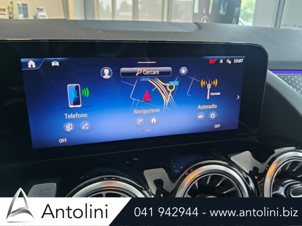 Scopri un'occasione autoMERCEDES-BENZ GLA 180 Automatic AMG Line Premium "SOLO 10.987 KMda Antolini Venezia Mestre (VE)