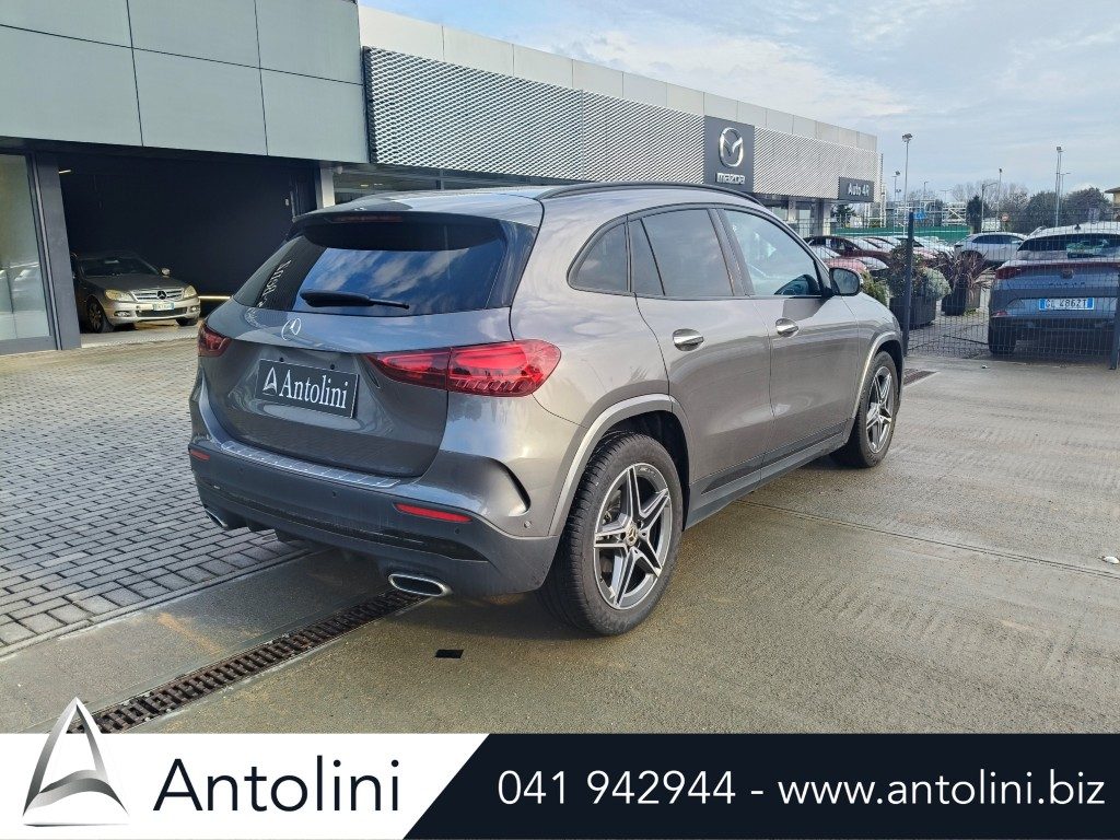 Scopri un'occasione autoMERCEDES-BENZ GLA 180 Automatic AMG Line Premium "SOLO 10.987 KMda Antolini Venezia Mestre (VE)