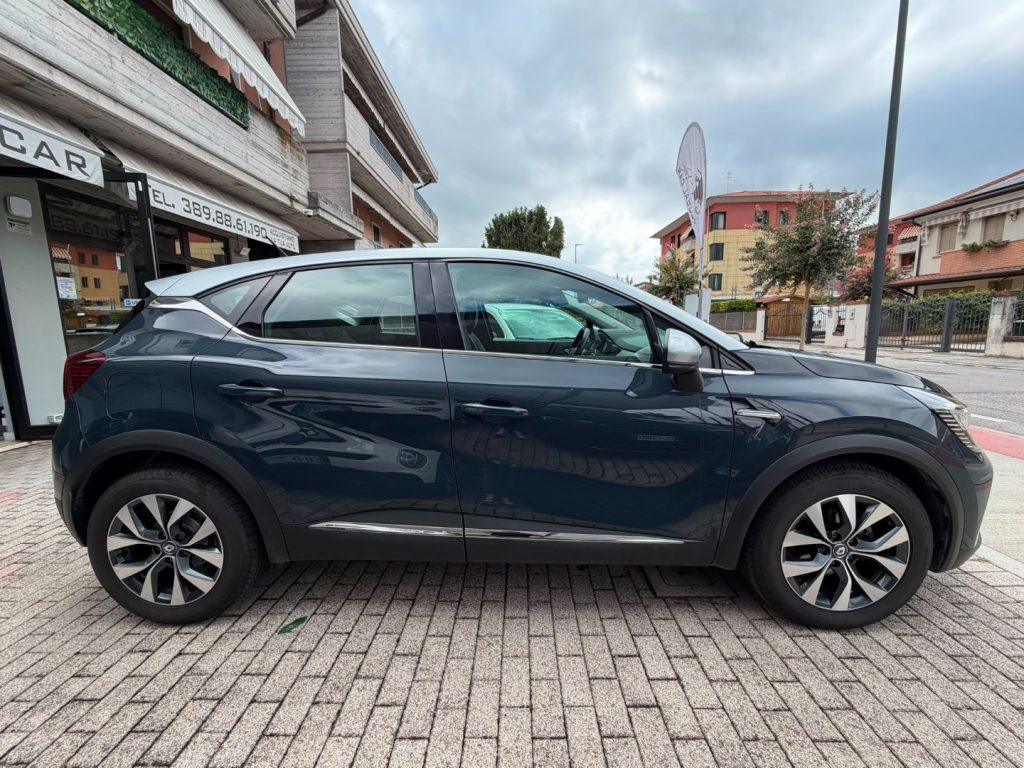RENAULT Captur TCe 100 CV GPL Intens - 4