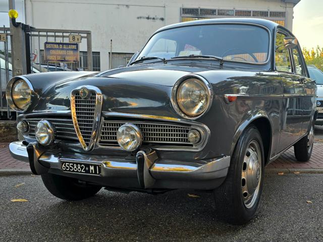 ALFA ROMEO Giulietta Grigio pastello