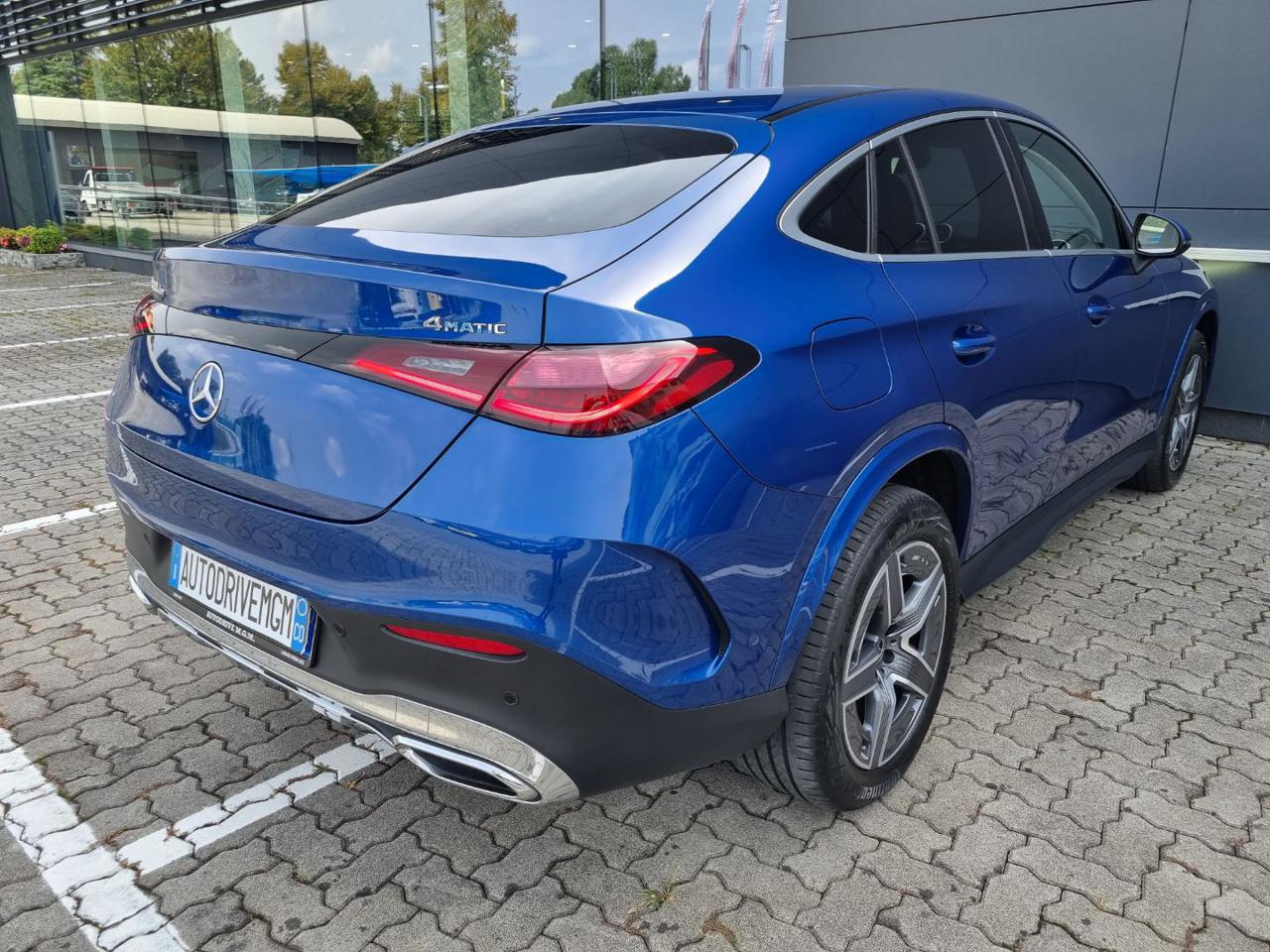 MERCEDES-BENZ GLC 300 de hybrid EQ 4Matic Coupé AMG Line Premium - 35