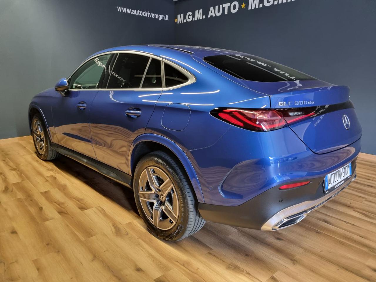MERCEDES-BENZ GLC 300 de hybrid EQ 4Matic Coupé AMG Line Premium - 16