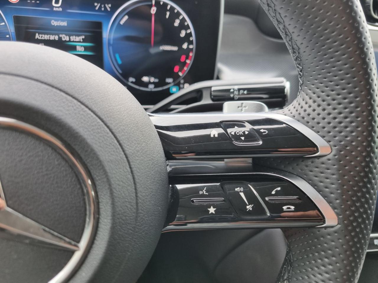 MERCEDES-BENZ GLC 300 de hybrid EQ 4Matic Coupé AMG Line Premium - 16