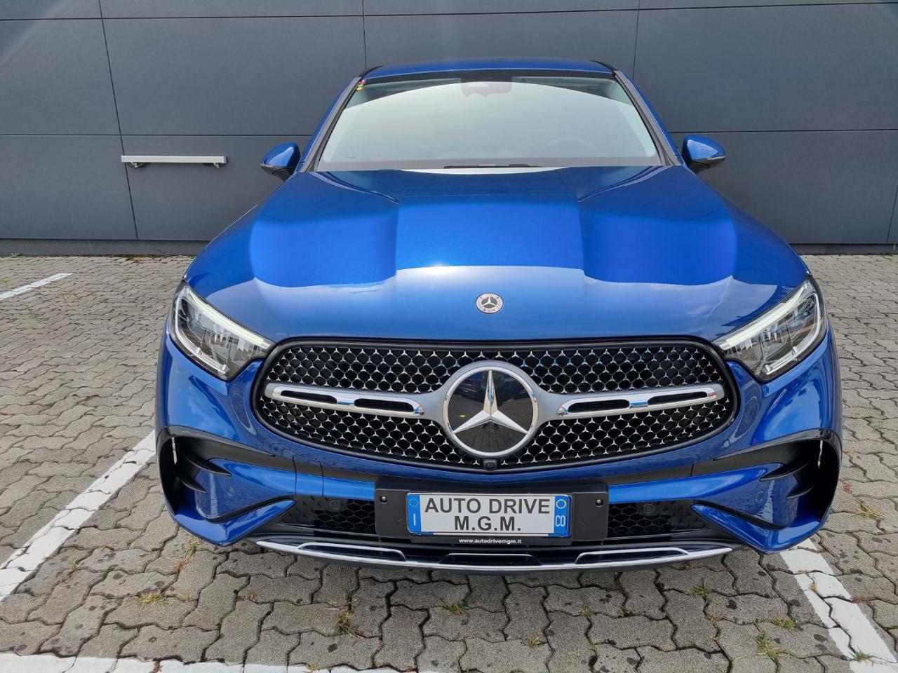 MERCEDES-BENZ GLC 300 de hybrid EQ 4Matic Coupé AMG Line Premium - 36