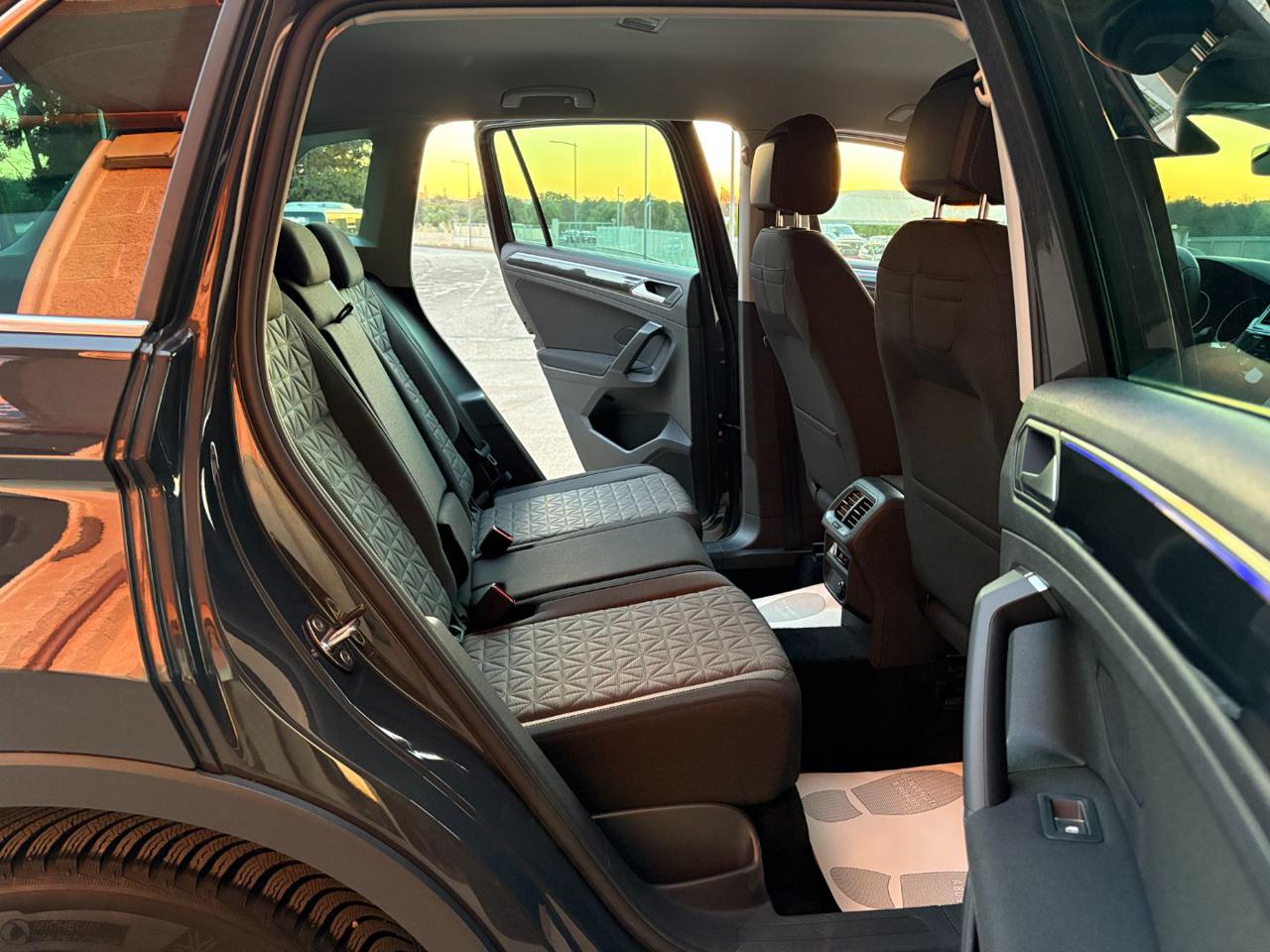 VOLKSWAGEN Tiguan 2.0 TDI 150 CV SCR DSG Life - 11