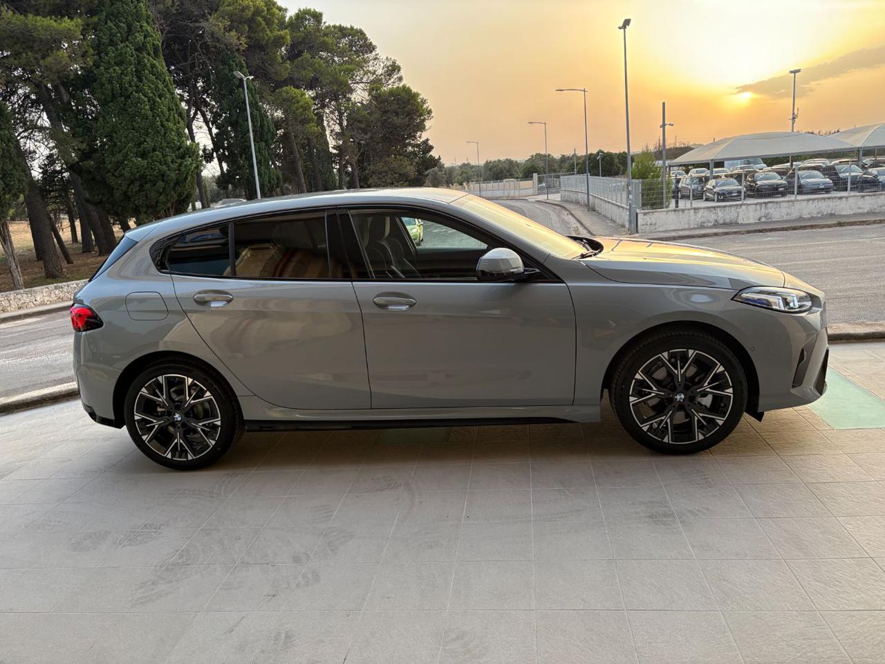 BMW 120 d 48V MSport KM0 - 4