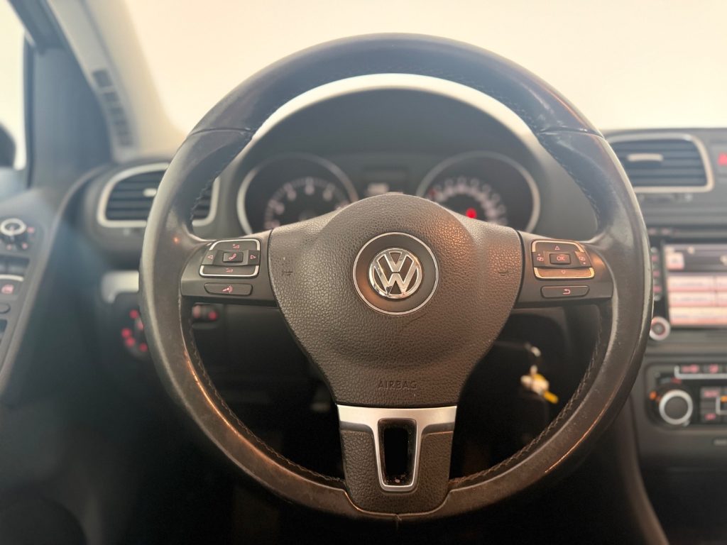VOLKSWAGEN Golf 1.4 TSI 122CV 5p. Comfortline - 19