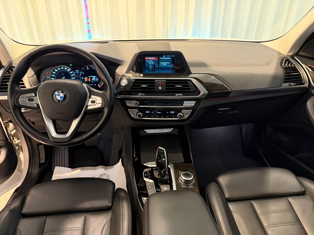 BMW X3 xDrive20d xLine GANCIO HeadUp Pano Navi - 6
