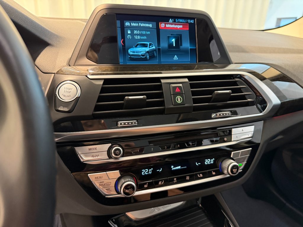 BMW X3 xDrive20d xLine GANCIO HeadUp Pano Navi - 15