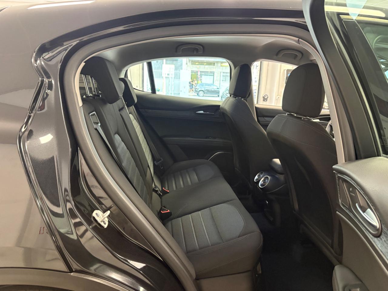ALFA ROMEO Stelvio 2.2 Turbodiesel 160 CV AT8 RWD Business - 16