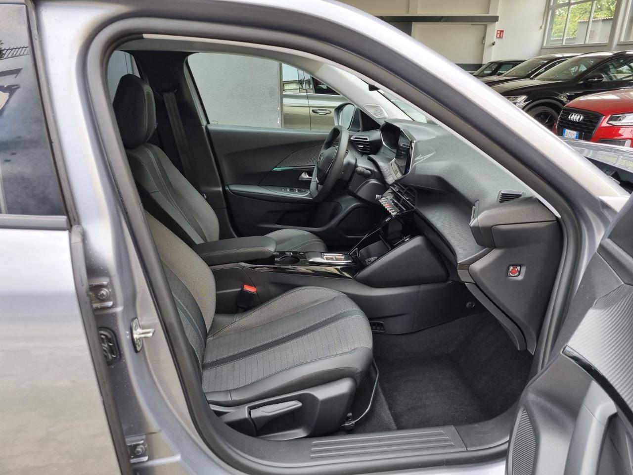 PEUGEOT 2008 motore elettrico 136 CV Allure - 9