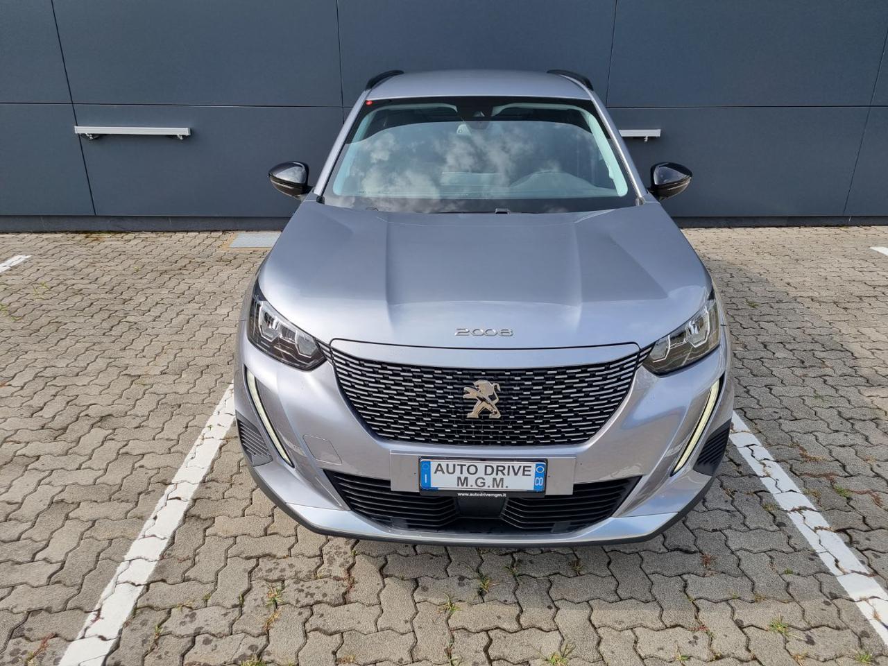 PEUGEOT 2008 motore elettrico 136 CV Allure - 16