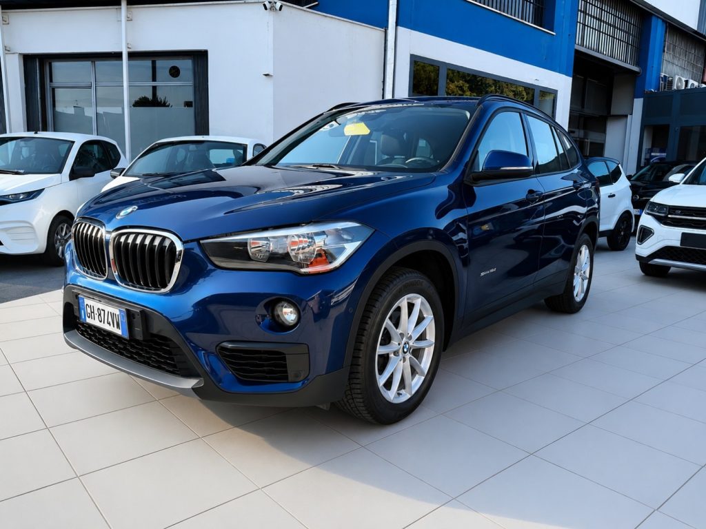 BMW X1 S Drive 16d Business Sport Navi Park Assist - 3