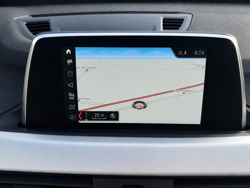 BMW X1 S Drive 16d Business Sport Navi Park Assist - 14