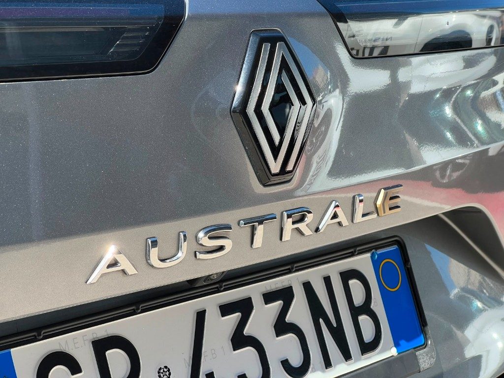RENAULT Austral Austral Full Hybrid E-Tech 200 CV Iconic - 9