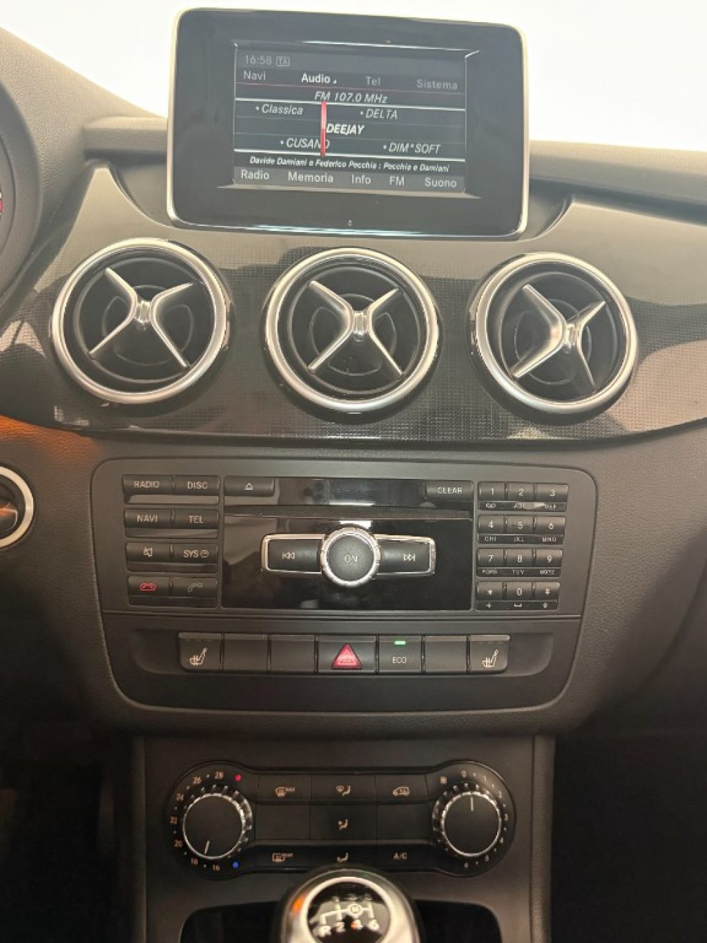MERCEDES-BENZ B 180 Executive - 16