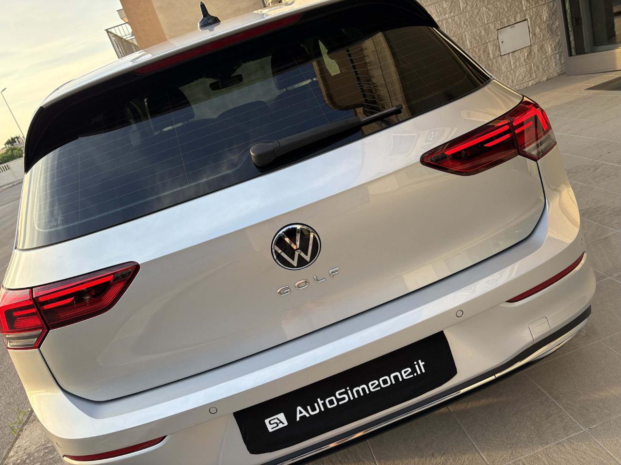 VOLKSWAGEN Golf 2.0 TDI DSG SCR Sport FARI FULL LED-LUCI AMBIENTE - 36