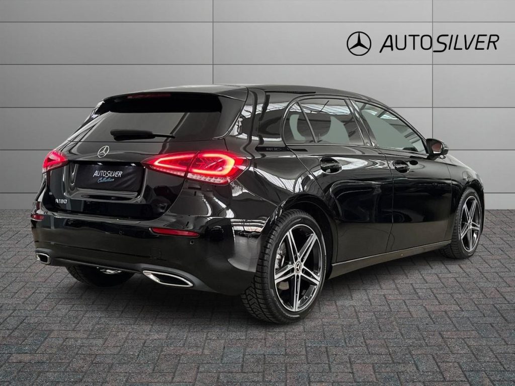 MERCEDES-BENZ A 180 Automatic Sport - 2