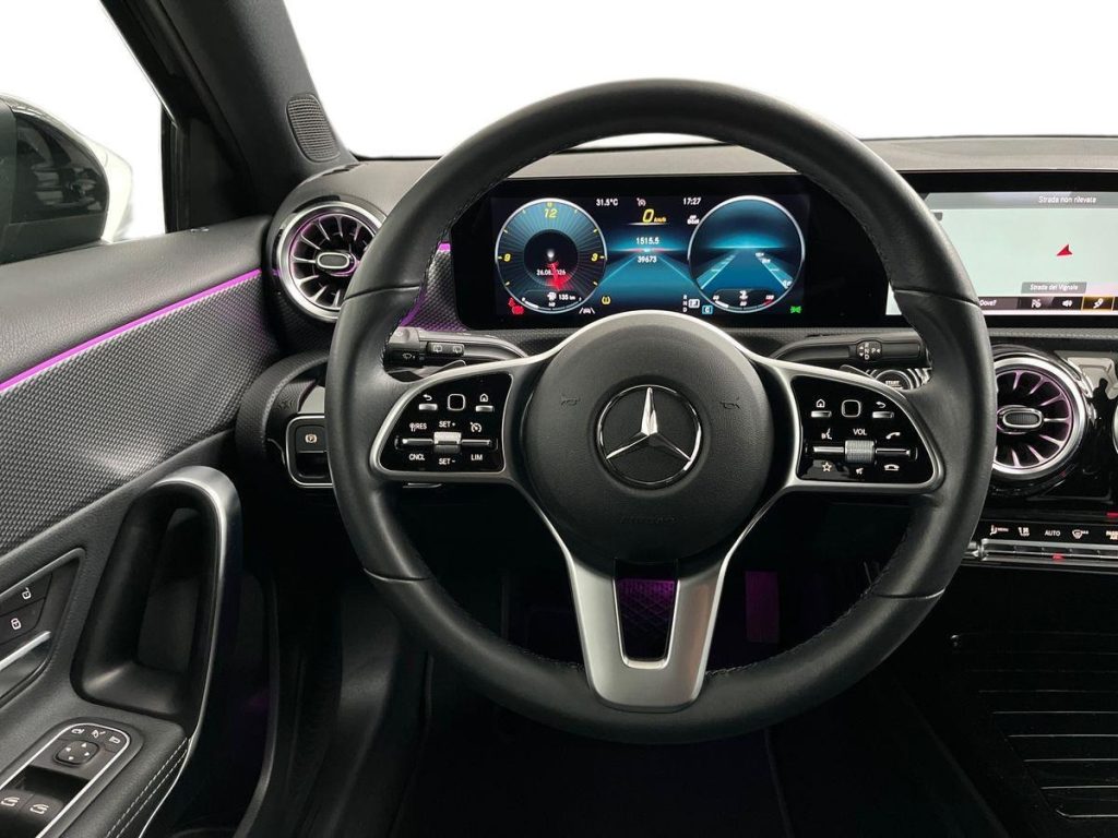 MERCEDES-BENZ A 180 Automatic Sport - 11