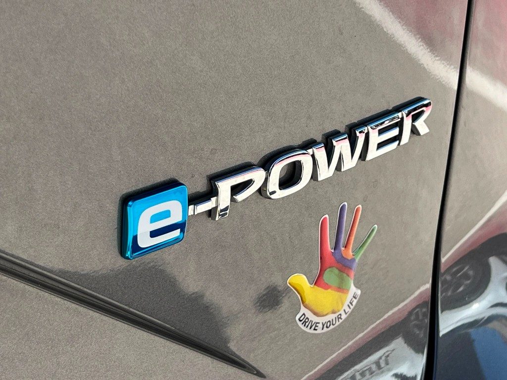 NISSAN Qashqai e-Power N-Connecta - 12