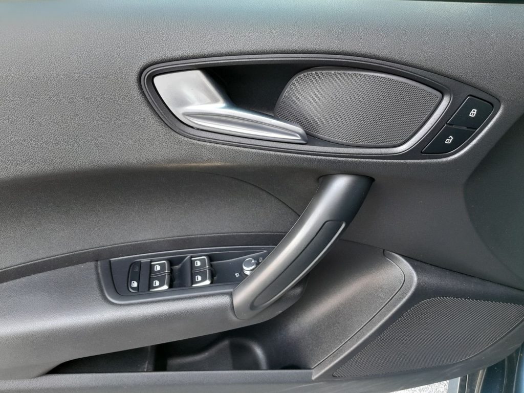 AUDI A1 1.0 TFSI 82cv Ultra Sport NEOPATENTATI - 20