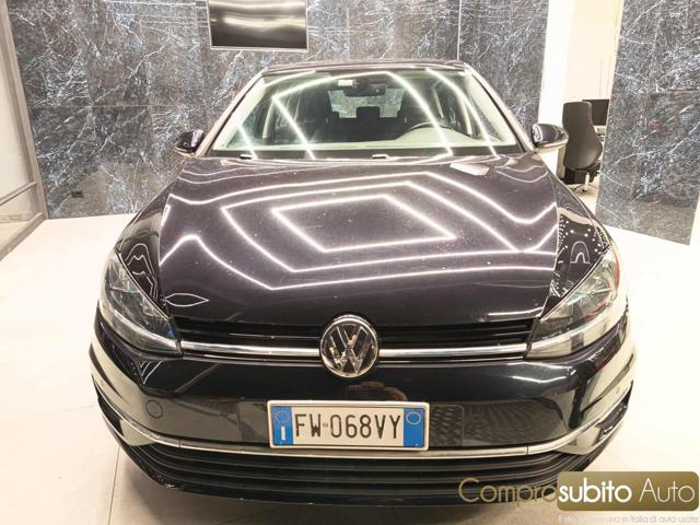 VOLKSWAGEN Golf Nero pastello