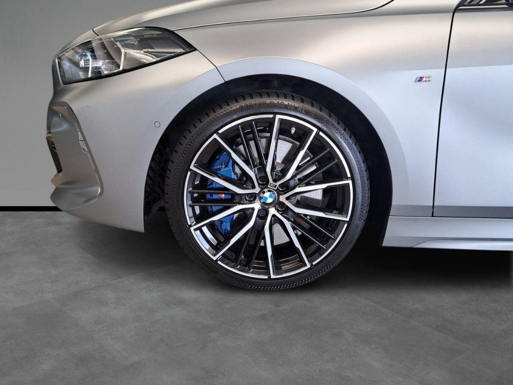 BMW 120 i 5p. Msport Aut. - 5