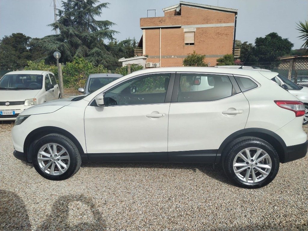 NISSAN Qashqai 1.5 dCi N-Connecta - 3