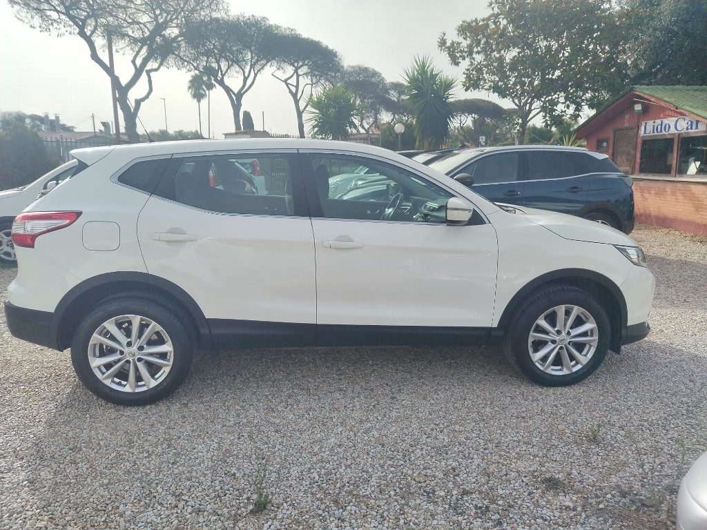 NISSAN Qashqai 1.5 dCi N-Connecta - 7