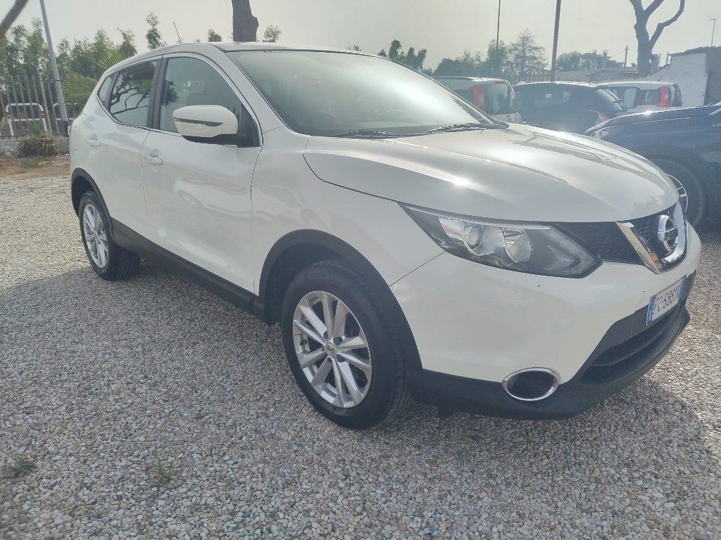 NISSAN Qashqai 1.5 dCi N-Connecta - 8
