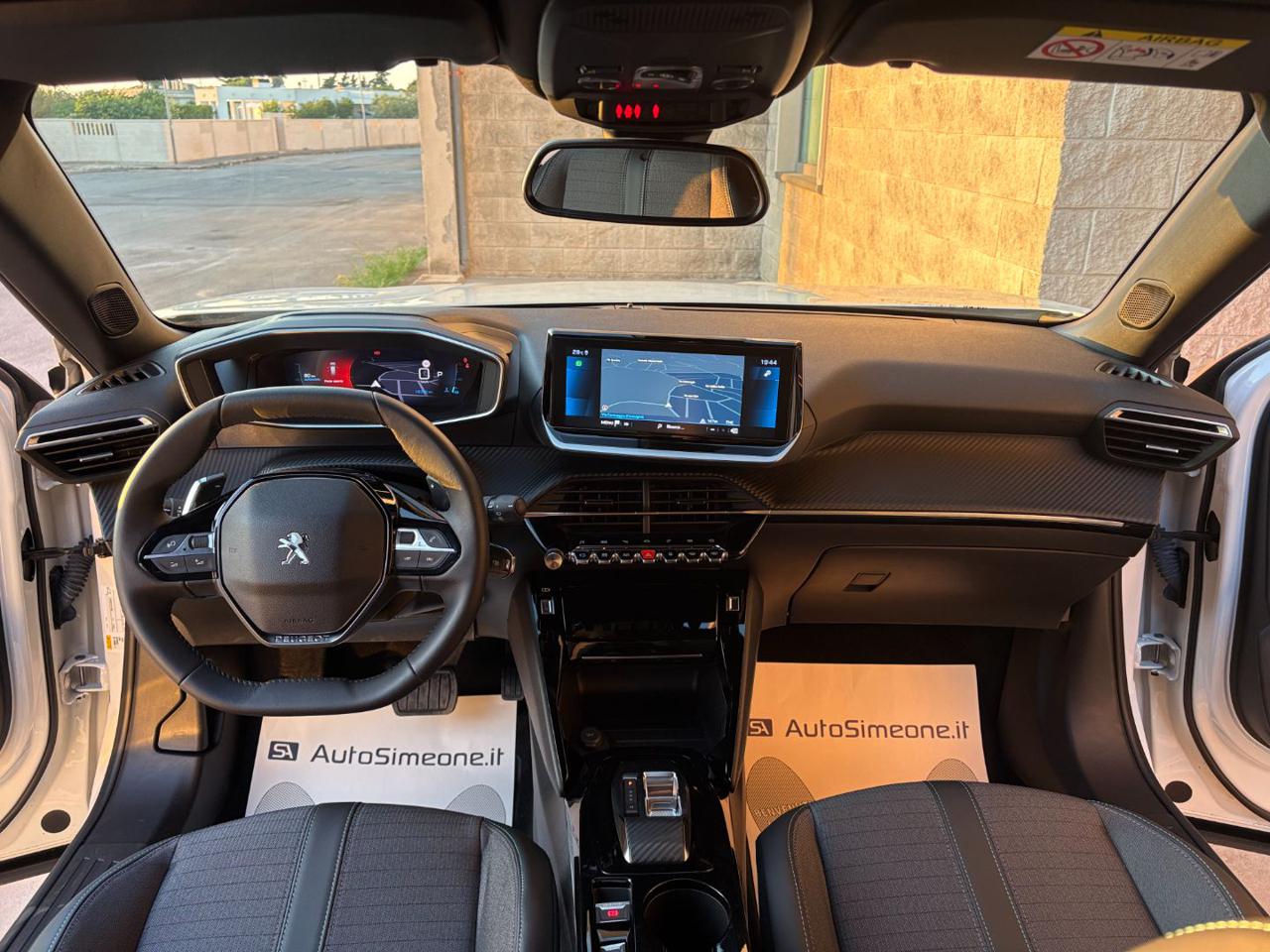 PEUGEOT 2008 1.5 bluehdi Allure Pack s&s 130cv eat8 - 13