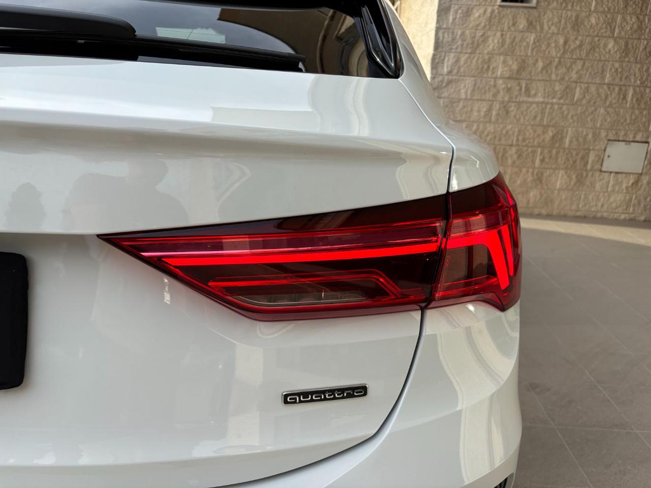 AUDI Q3 SPB SPORTBACK 40TDI S tronic S line Identity Black - 48