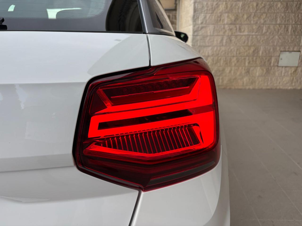 AUDI Q2 30 TDI S tronic Admired Advanced - 31