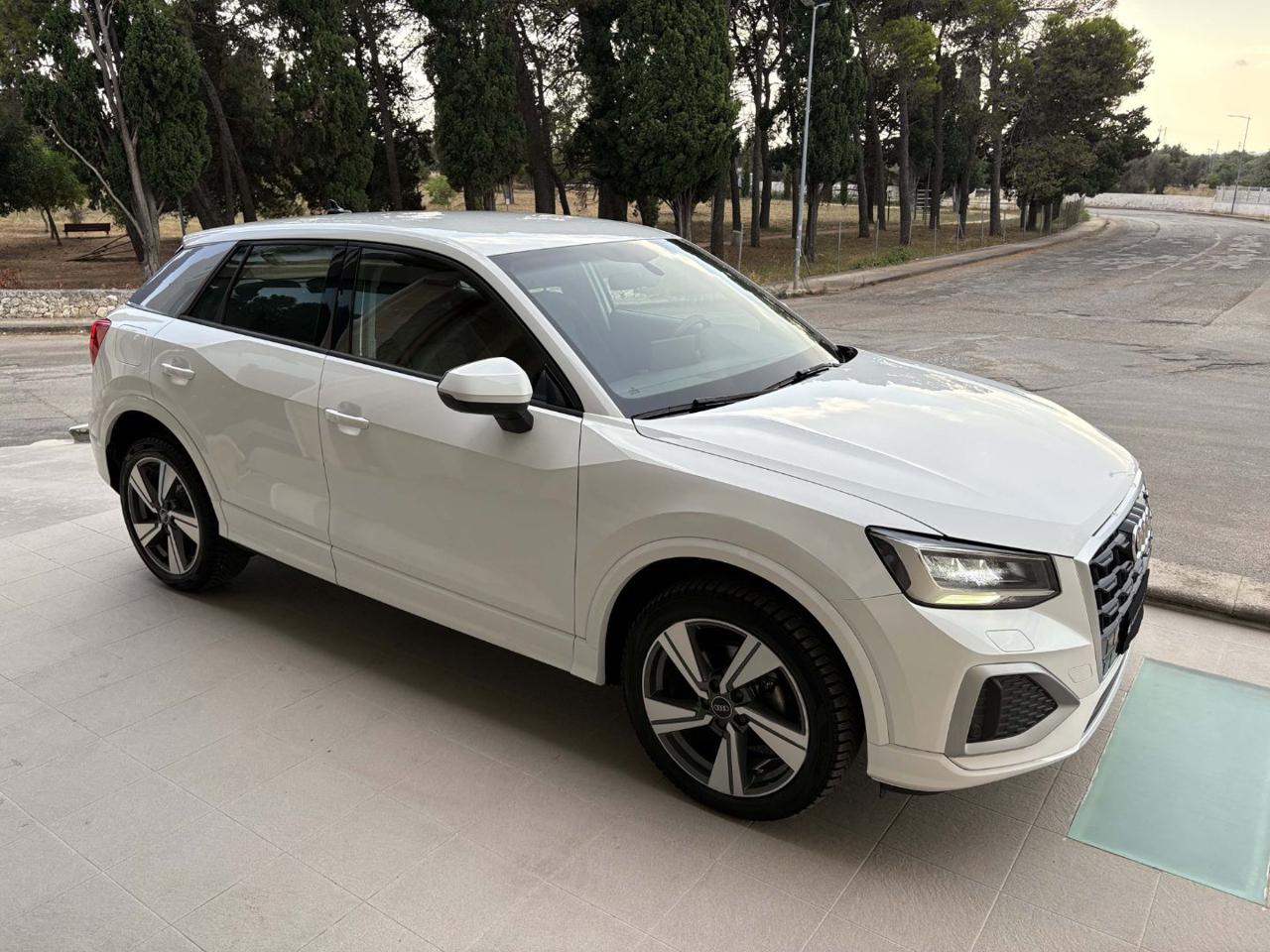 AUDI Q2 30 TDI S tronic Admired Advanced - 3