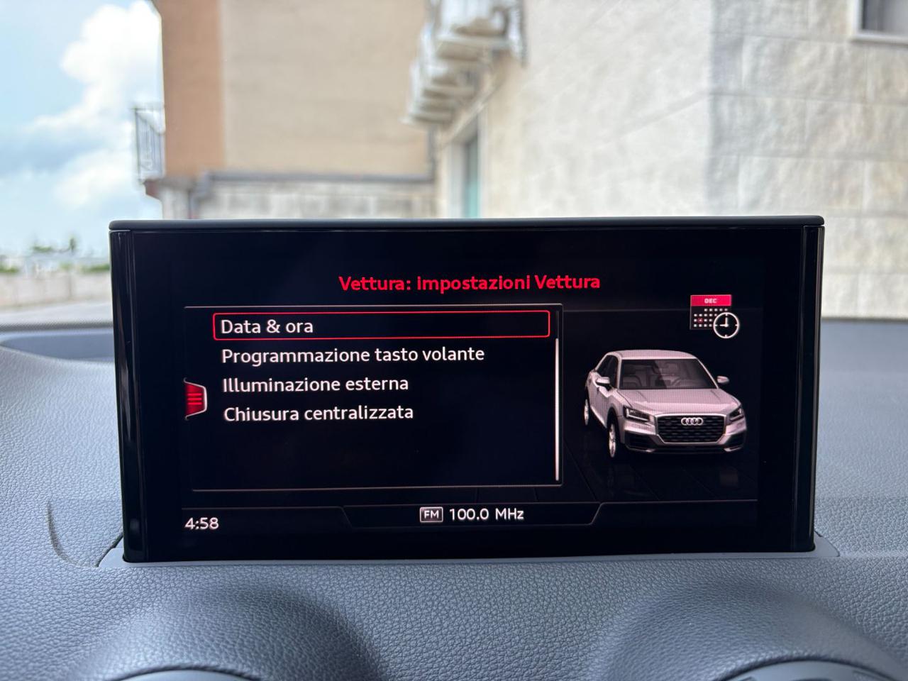 AUDI Q2 30 TDI S tronic Admired Advanced - 24
